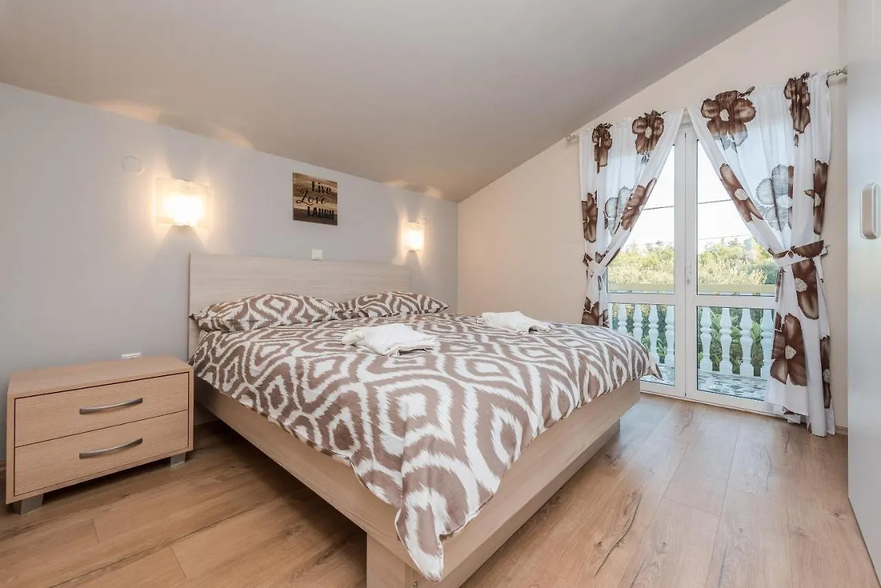 Villa Barak Pakoštane